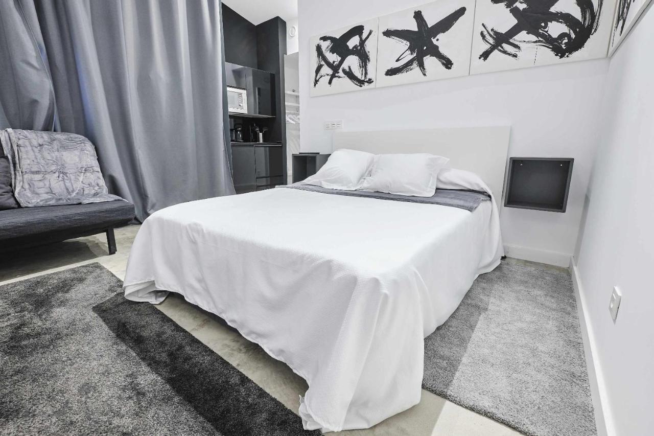 Triana Modern & Luxury Apartment เซบีญา ภายนอก รูปภาพ